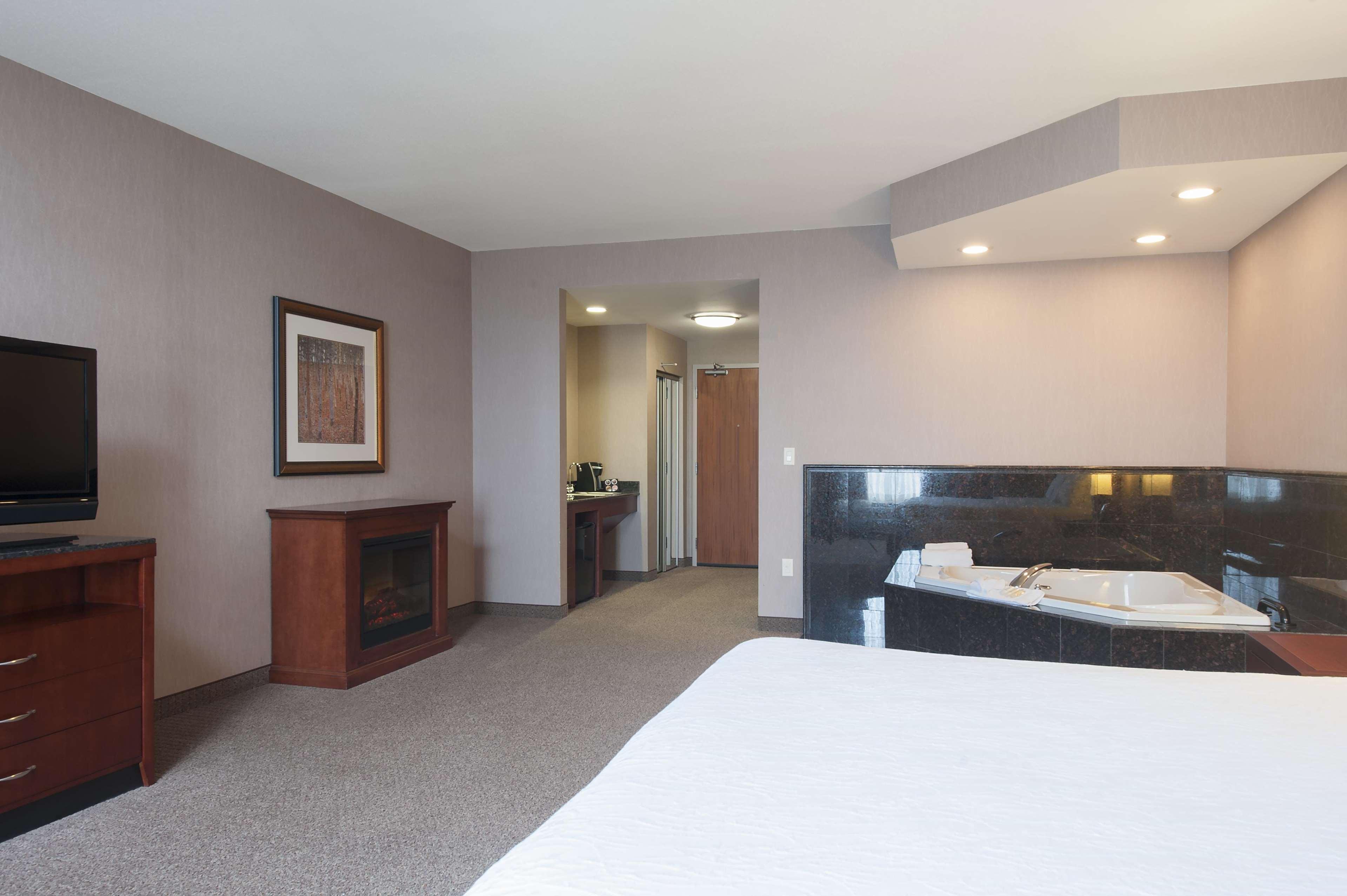 Hilton Garden Inn Indianapolis South/Greenwood Exteriör bild