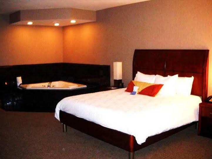 Hilton Garden Inn Indianapolis South/Greenwood Exteriör bild